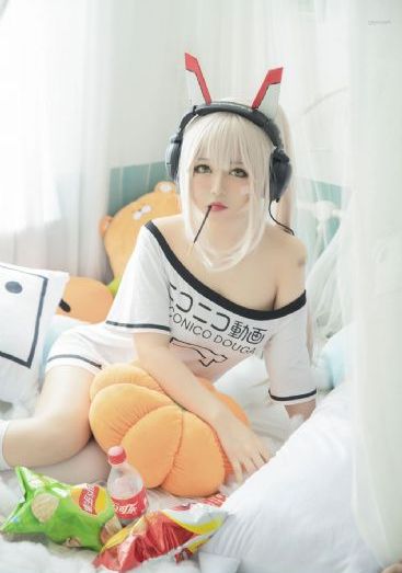 监禁教师