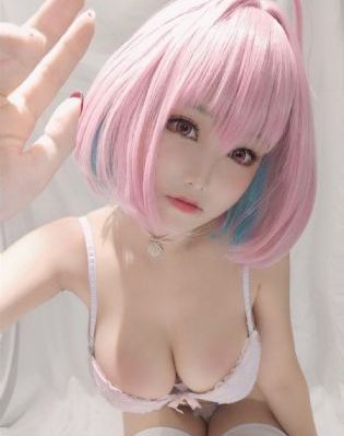 《奇怪的儿媳》电视剧